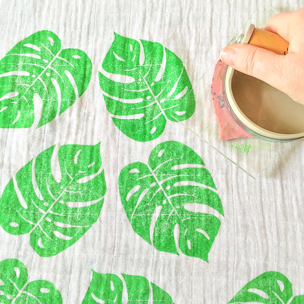 Lange pour bébé imprimé de feuilles de Philodendron - Kraftille
