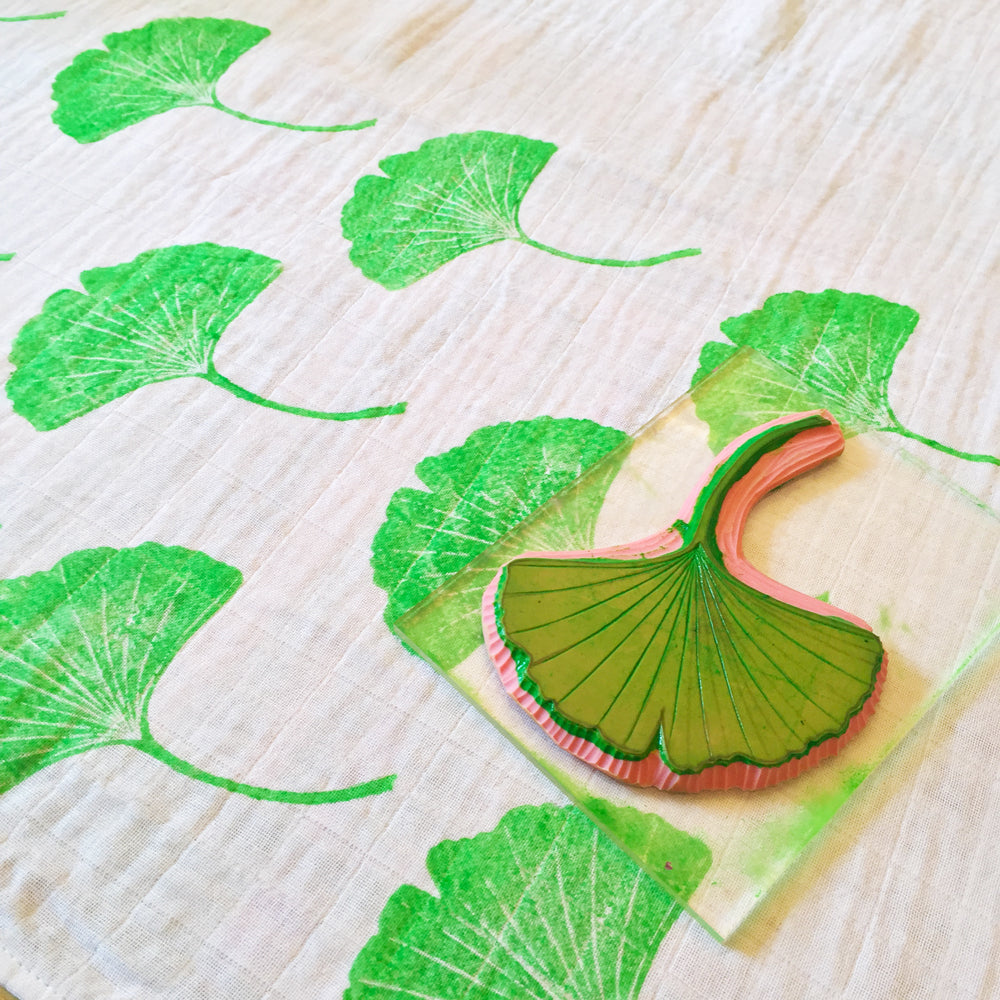 Lange pour bébé imprimé de feuilles de Ginkgo Biloba - Kraftille